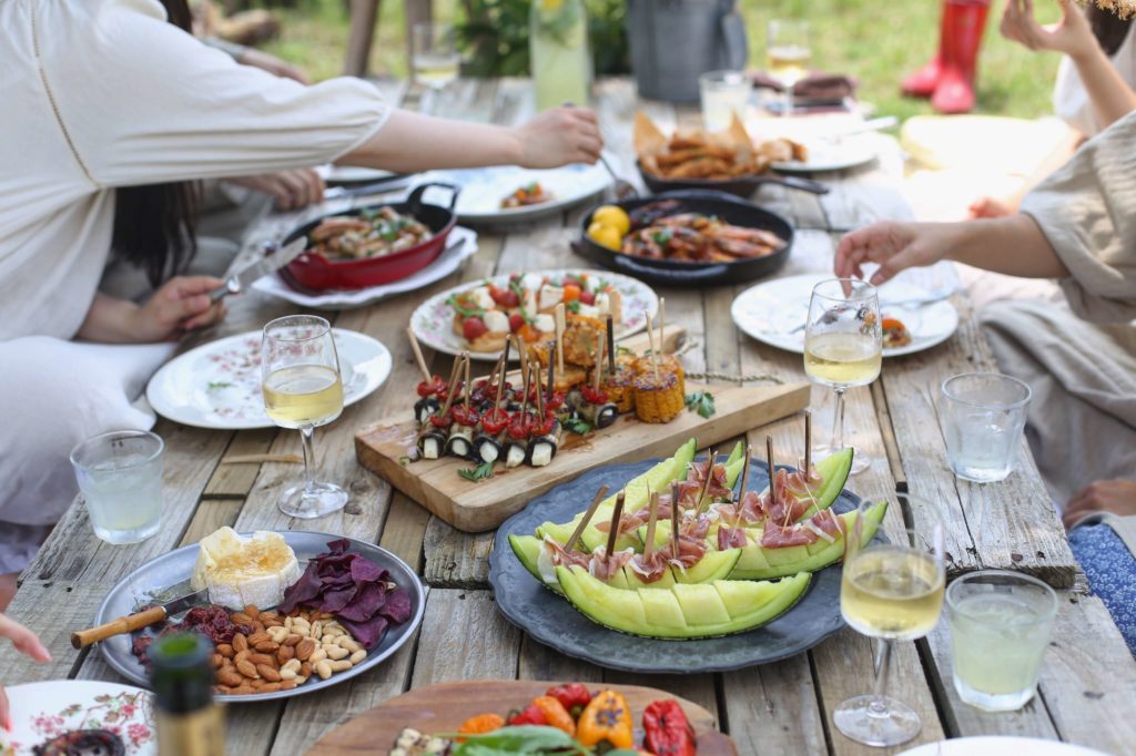 monbanquet, traiteur d’entreprise, traiteur artisanal, évènements d’entreprise, repas d’entreprise, soirée d’entreprise obligatoire, traiteur, traiteur paris, repas d’entreprise réussi, conseils pour un repas